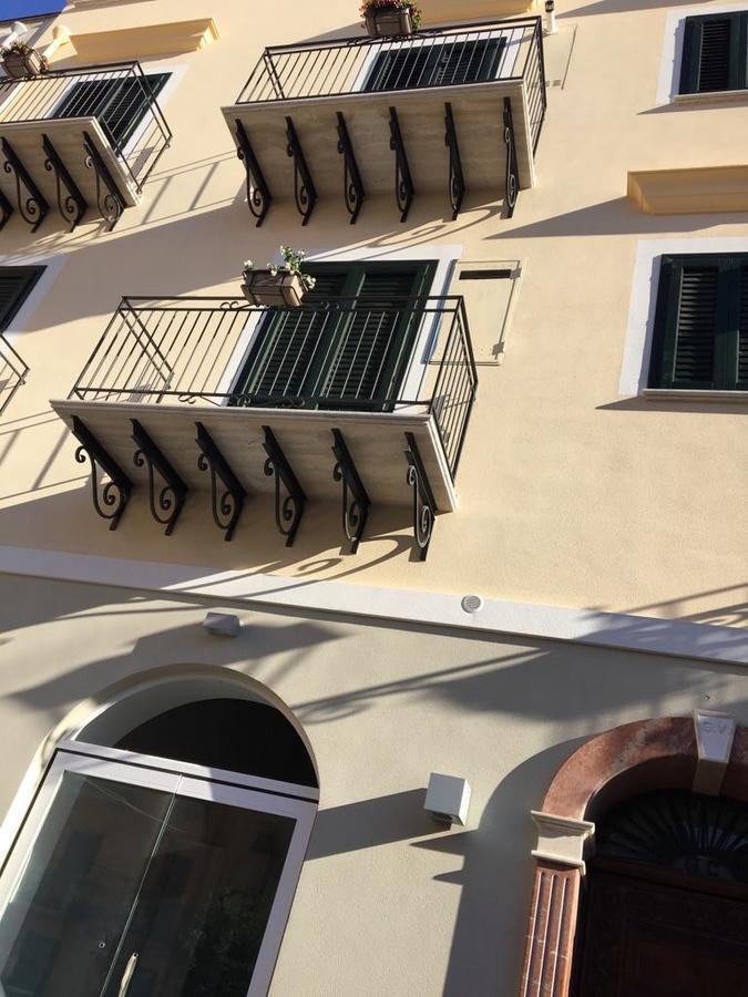 Ai Gradini Affittacamere Castellammare del Golfo Eksteriør billede